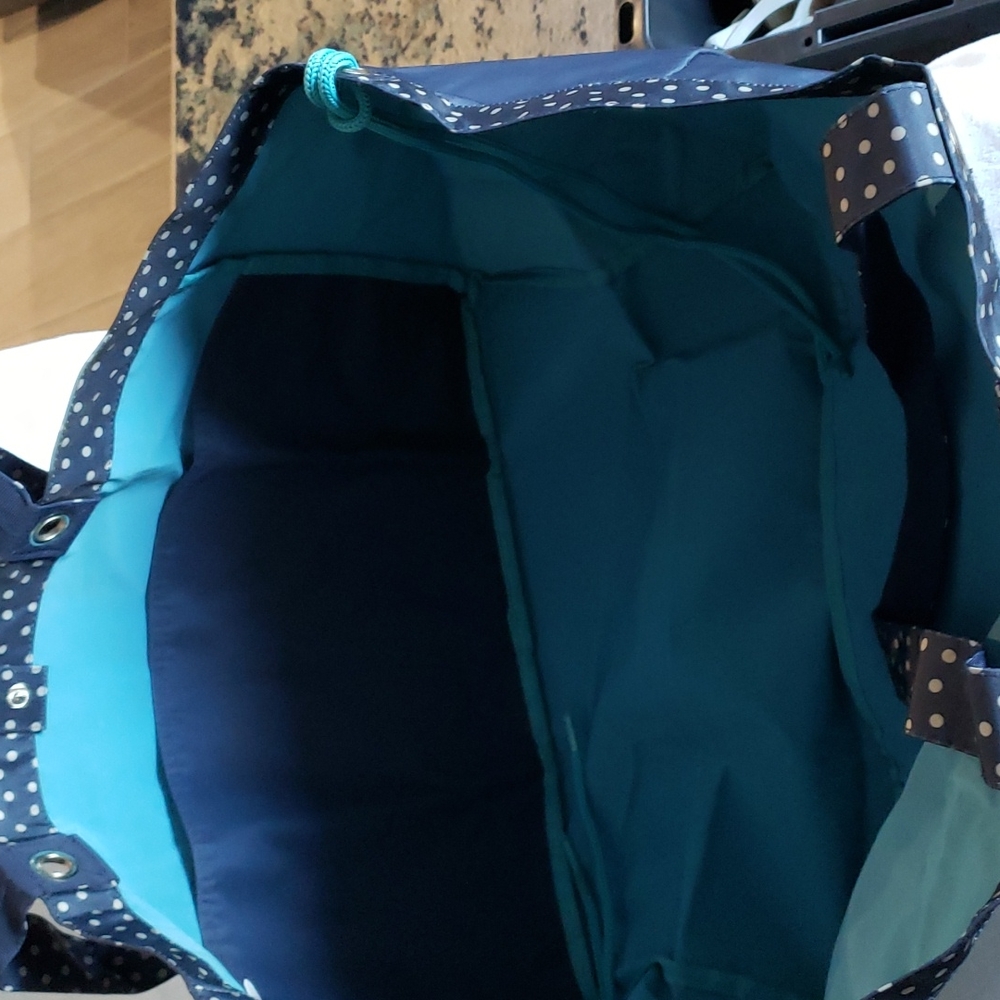 Thirty One Tote - Picture 2 of 4